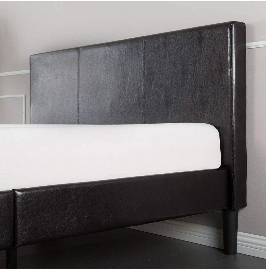 Full-size bed frame + Free mattress