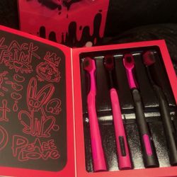 Limited Edition Black N Pink Graffiti Toothbrush Set