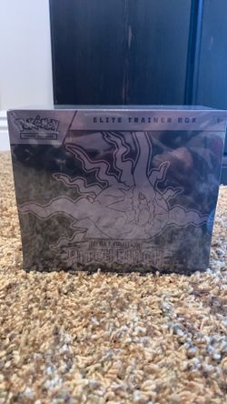 Pokémon Pitch Black ETB