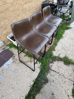 Set of 3 leather bar stools