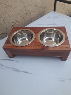 Wooden Plates For Cats Or Dogs