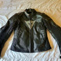 Dainese Women's Laguna EVO Leather Riding Motorcycle Jacket *Like-New*