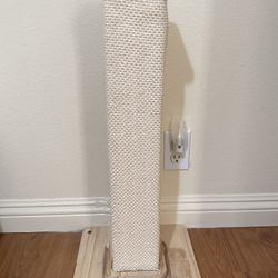 Cat Scratching Post w/ Catnip Ball – Sturdy Wood Base
