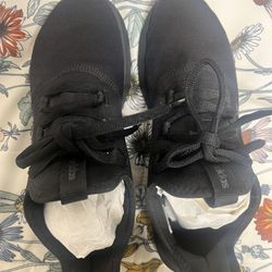 Adidas Cloud Foam for women 8.5