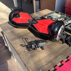 Patineta De. 2 Ruedas. Seminueva Y Trabajando $40. Firme 