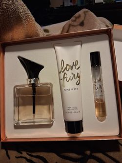 NINE WEST 3.4 OZ PERFUME 3 PCS