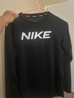 Nike long sleeve size small