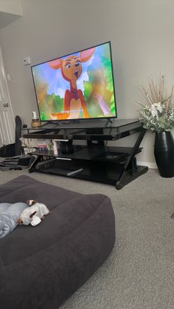 Black glass tv stand