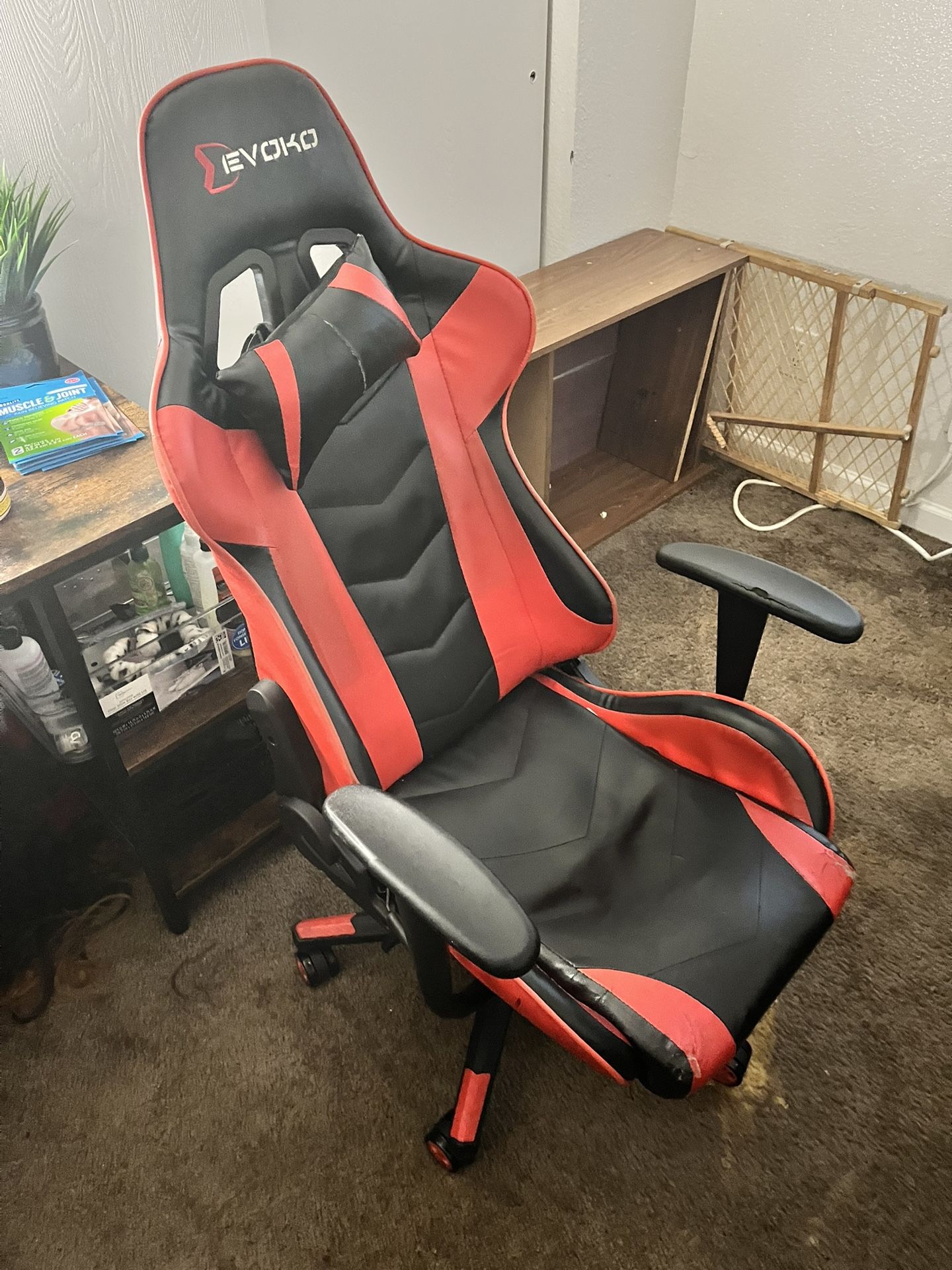 Gaming Chair (worn)