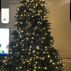 7.5 Ft Artificial Christmas Tree With Lights 