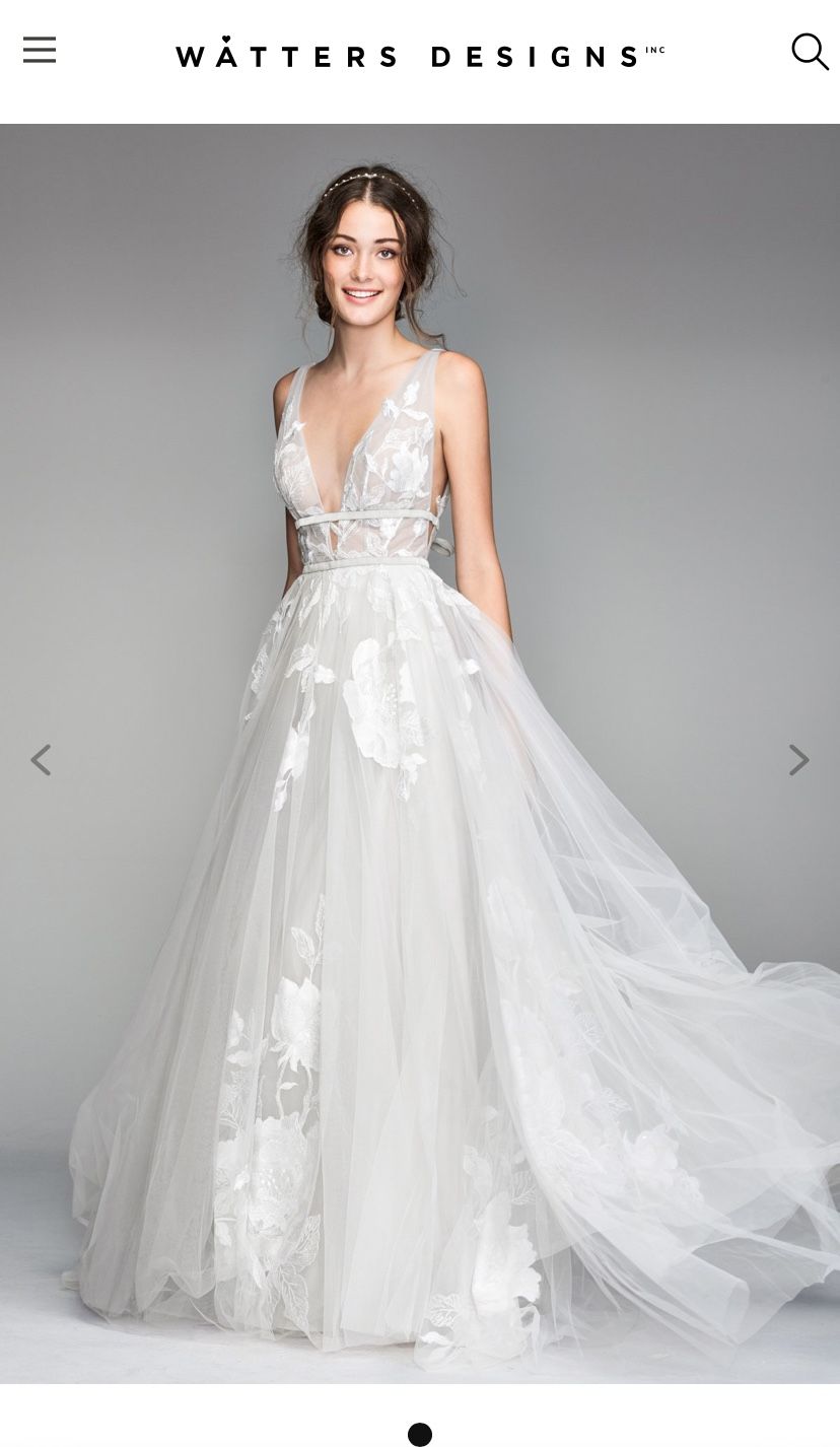 Sample Sale Wedding Dress