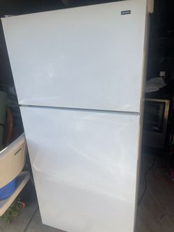 hotpoint 15.6 Cu Ft Refrigerator