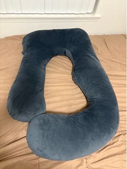 Pregnancy pillow