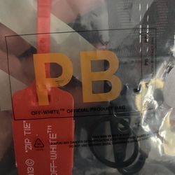 Off White Keychain With Real Zip Tags And Bag