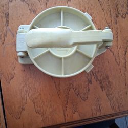 Tortillas Press Kitchen Tool