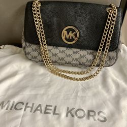 Michael Kors bag in perfect condition