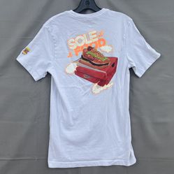 Nike Sole Food Short Sleeve White T-Shirt DN5177-100 Men's Size XS  