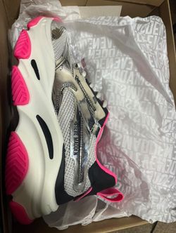 Steve Madden Pink / Sliver Shoes