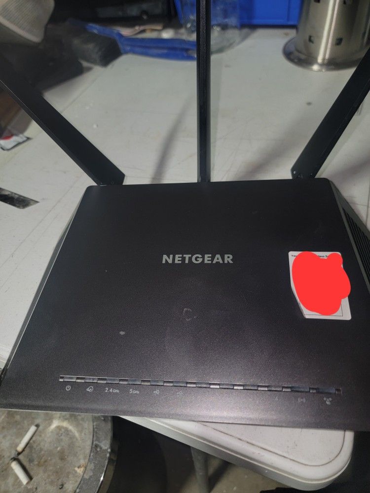 Nighthawk AC2300 R700p Netgear Router