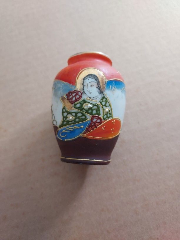 Vase/Urn