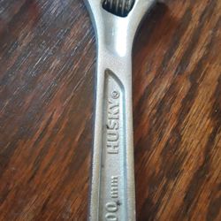 8 IN HUSKY "" ADJUSTABLE WRENCH ""