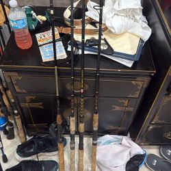 4 Fishing Rods 1 Reel