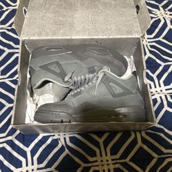 AIR JORDAN 4 Retro SE 
