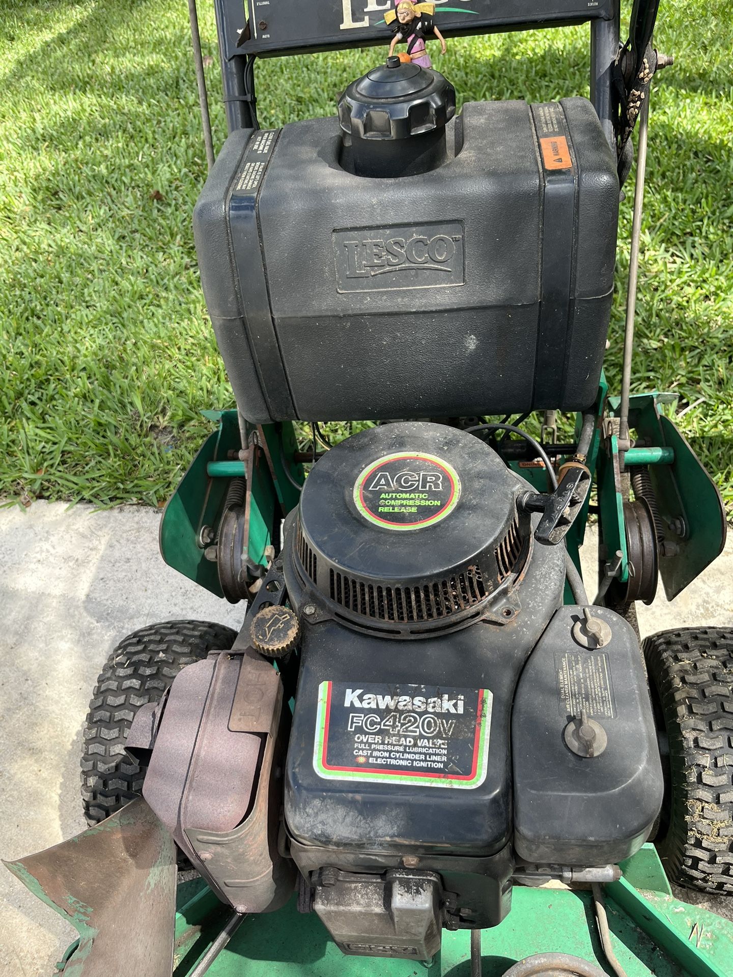 Black & Decker battery operated lawn mower 36 volt for Sale in Gibsonton,  FL - OfferUp