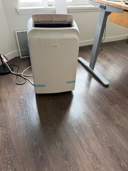 Insignia 6000 BTU portable A/C