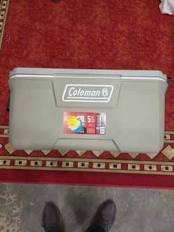 Coleman cooler 120 Q