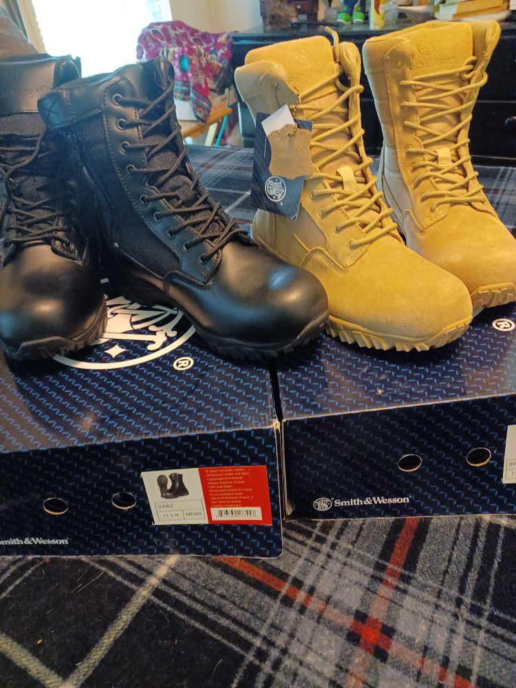 ARMY BOOTS 