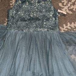 Girl Dress Size 10/12