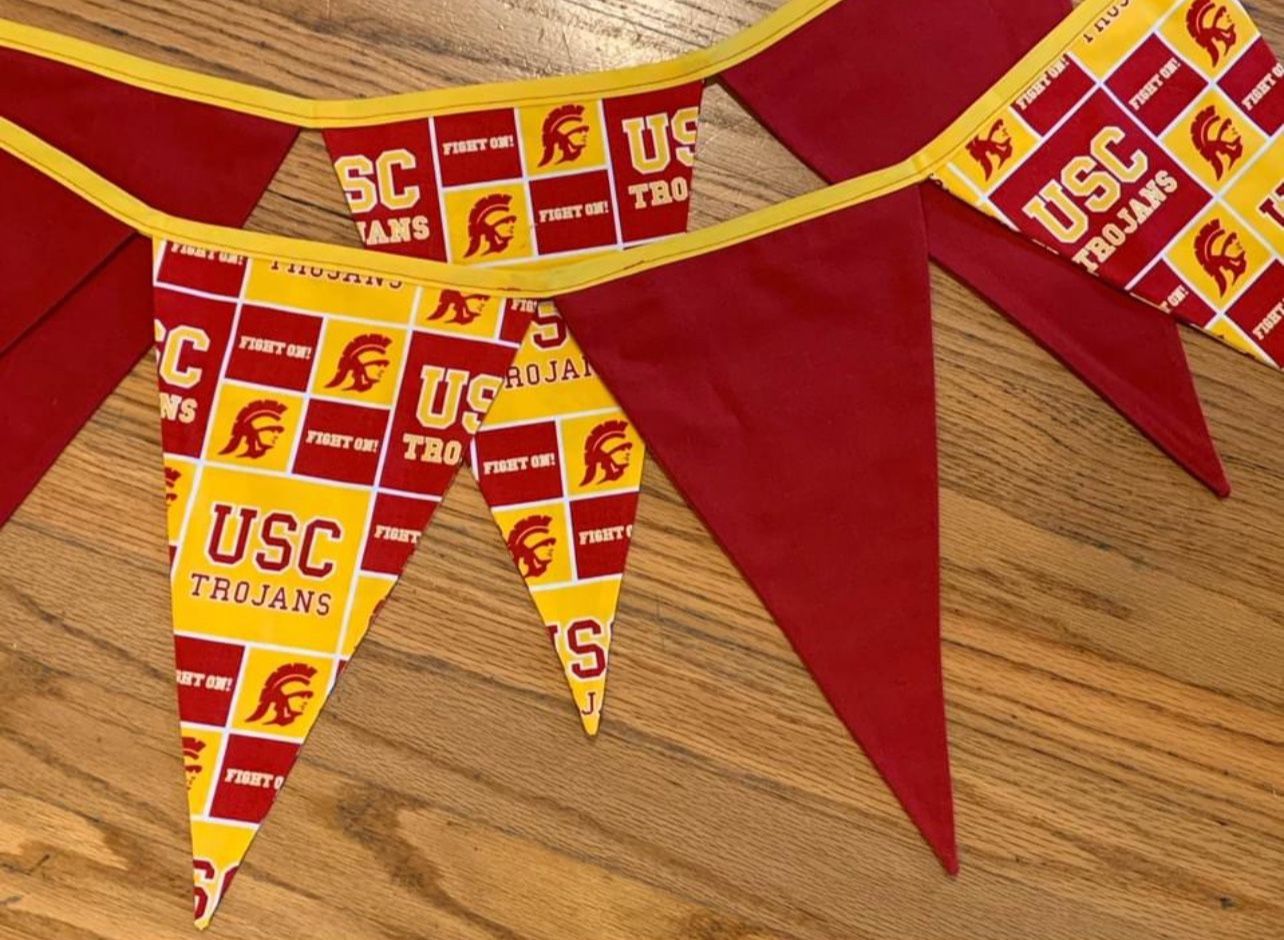 USC TOMMY TROJANS PENNANT BANNER GRADUATION PARTY DECOR HAND MADE FIGHT ON! 98” Long
