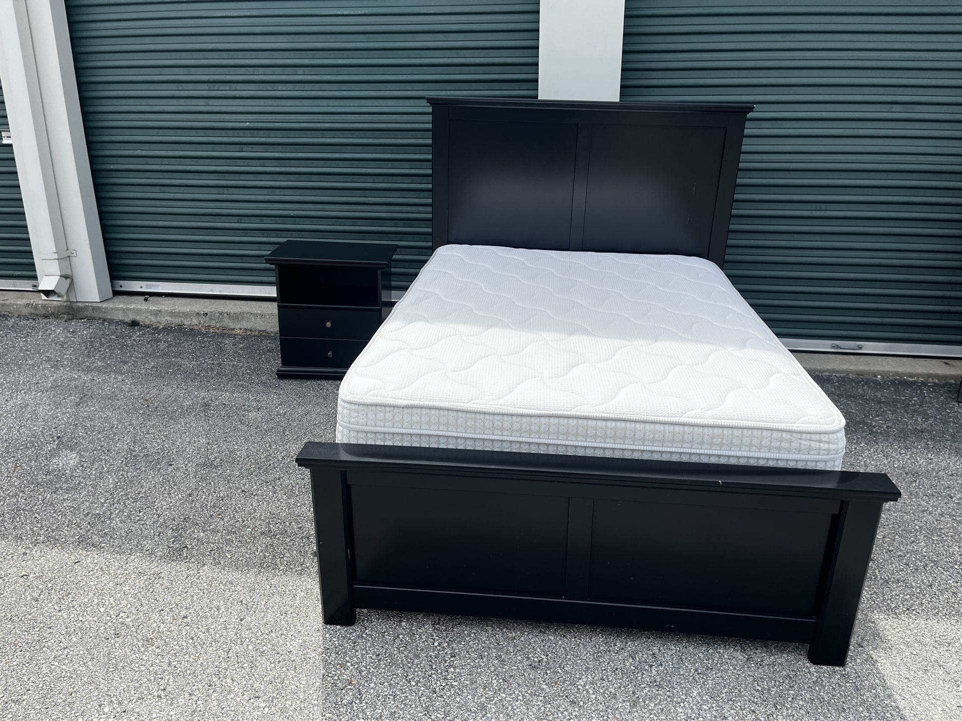 Full Size Bed Set Cash Only