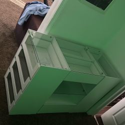 10 Drawer Dresser With Glass Top. 