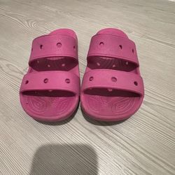 Kids Crocs Size 4