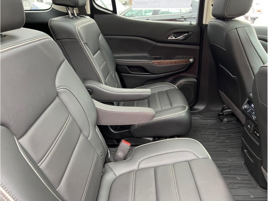 2021 GMC Acadia