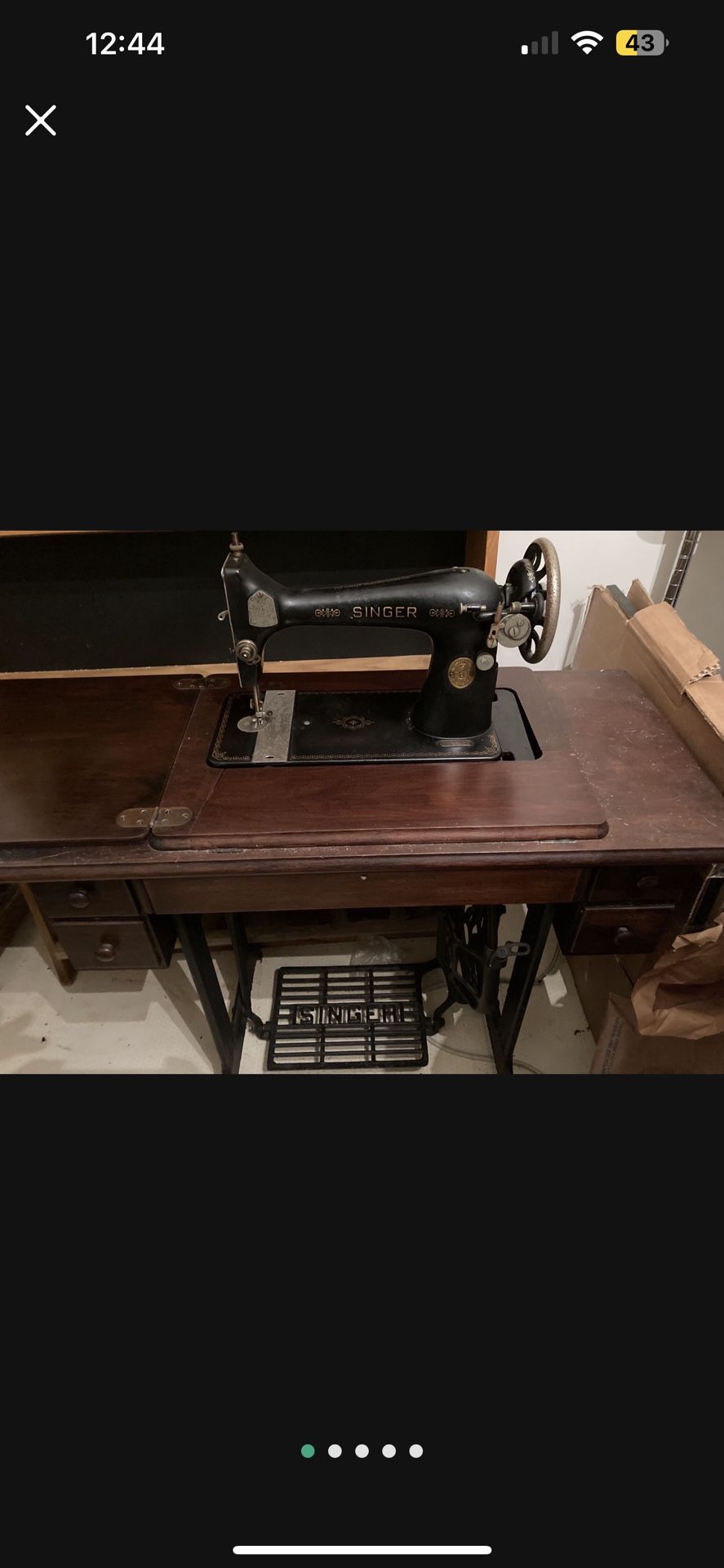 1938 Singer Sewing Machine W Treadle