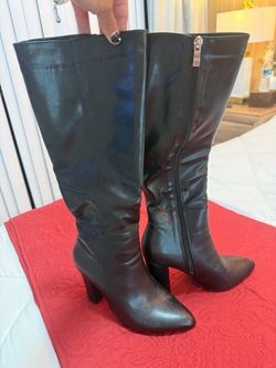 $10Botas