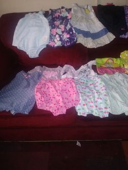 Ropa de niña size 9 y 12 meses