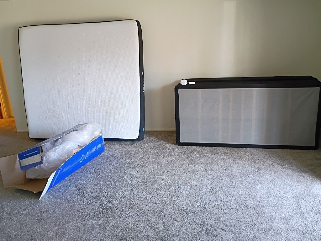 Nectar - King Size 4.0 Memory Foam Mattress + Box Springs