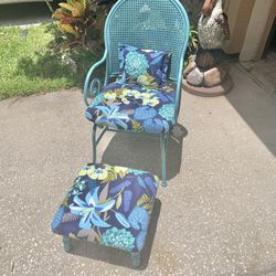 Like New Chair With Ottoman 