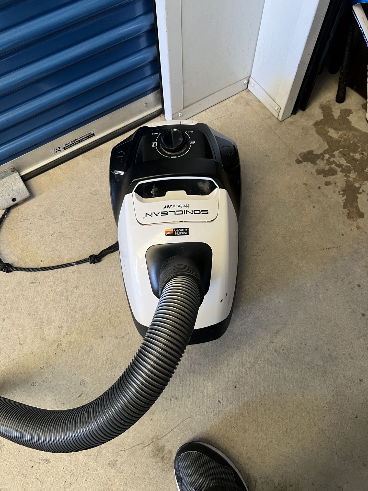 Soniclean Whisperjet vacume