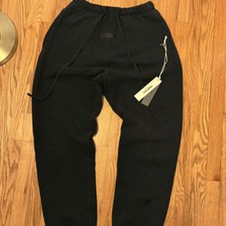 Black Essential Sweats