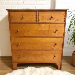 Beautiful Real Wood 5 Drawer Dresser 