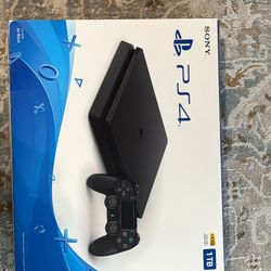 PlayStation 4 1 TB
