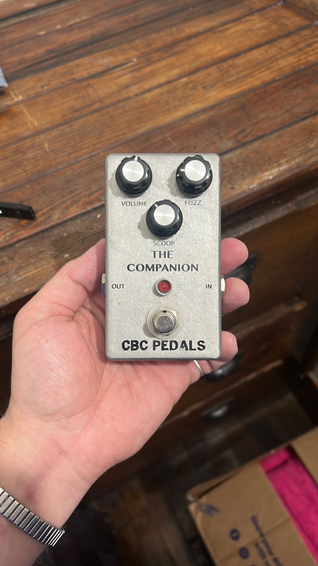 Companion FUZZ PEDAL FOR GUITAR/bass