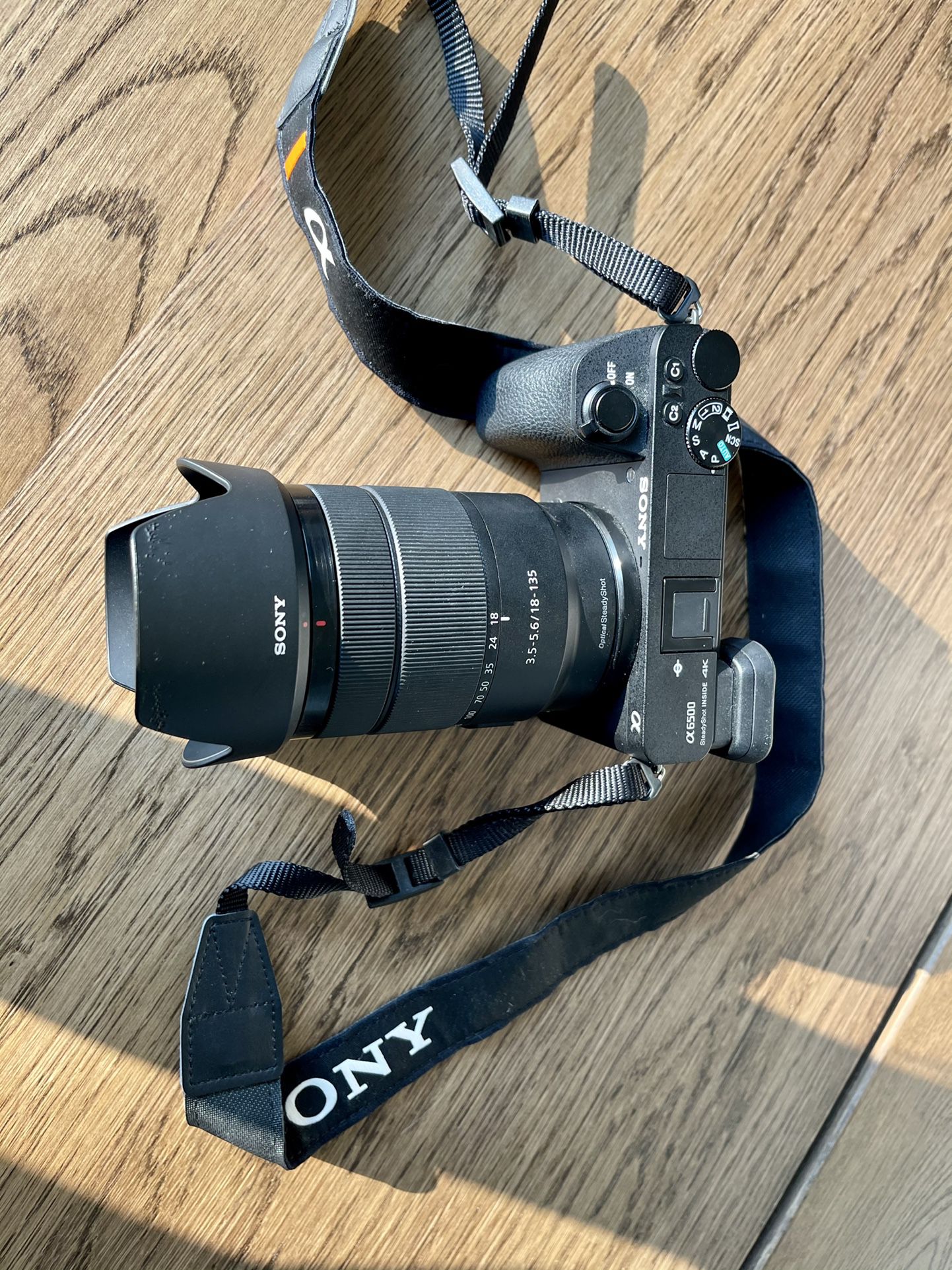 Camera Sony A6500
