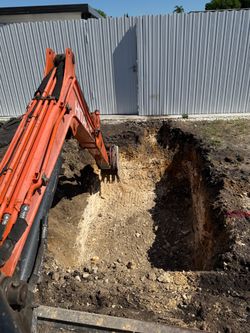 Excavation/holes/hueco