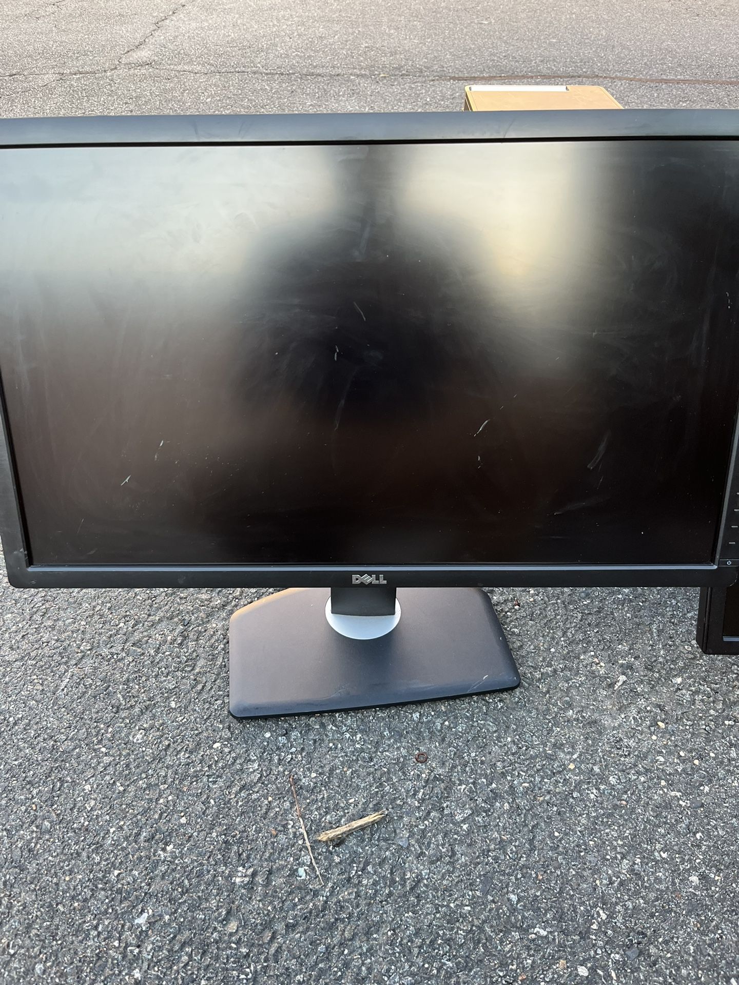 2 Dell Monitor’s For Sale Both For $65